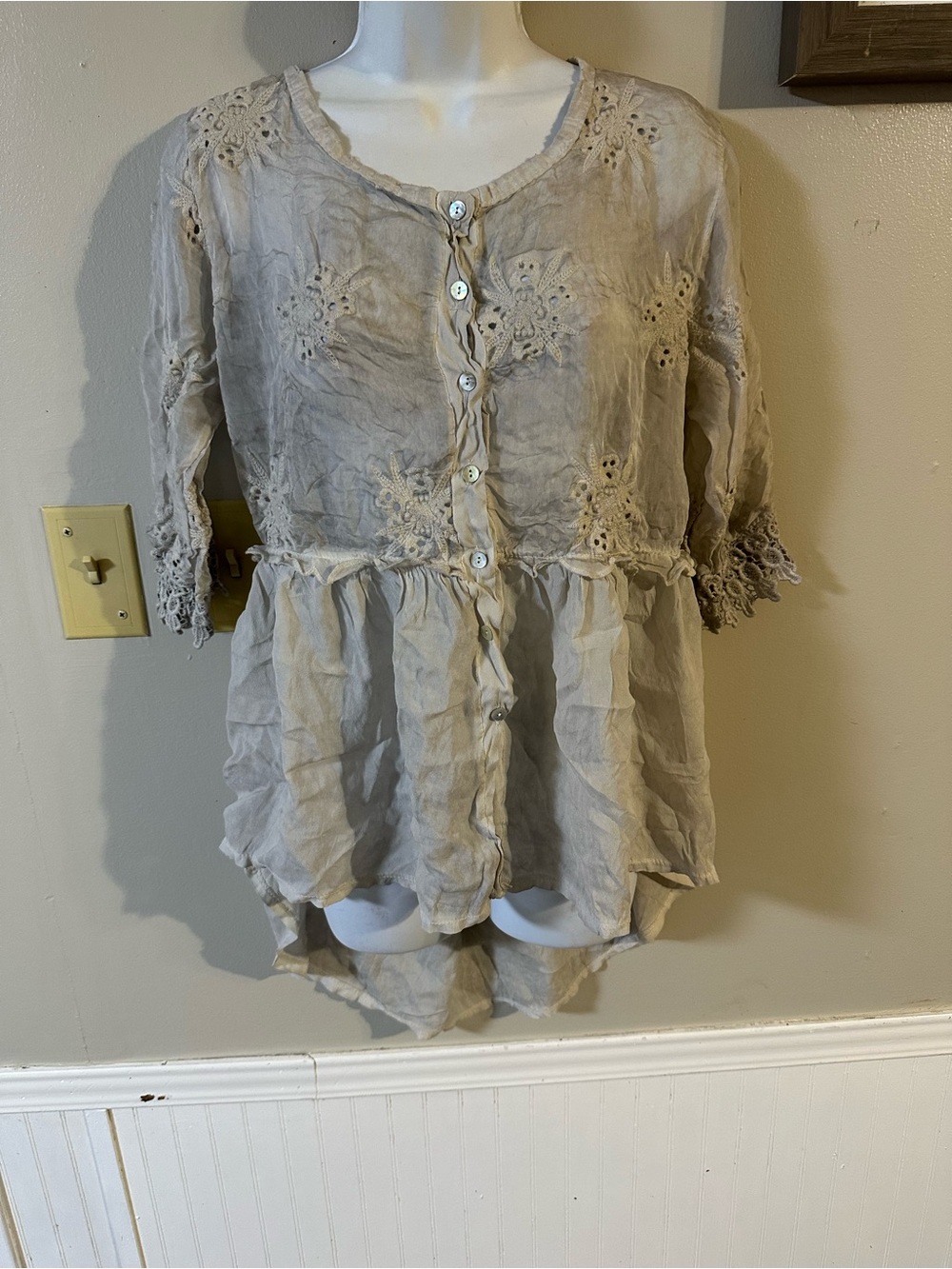 Tempo Paris Cream Lace-Trim Button-Down Peplum Top